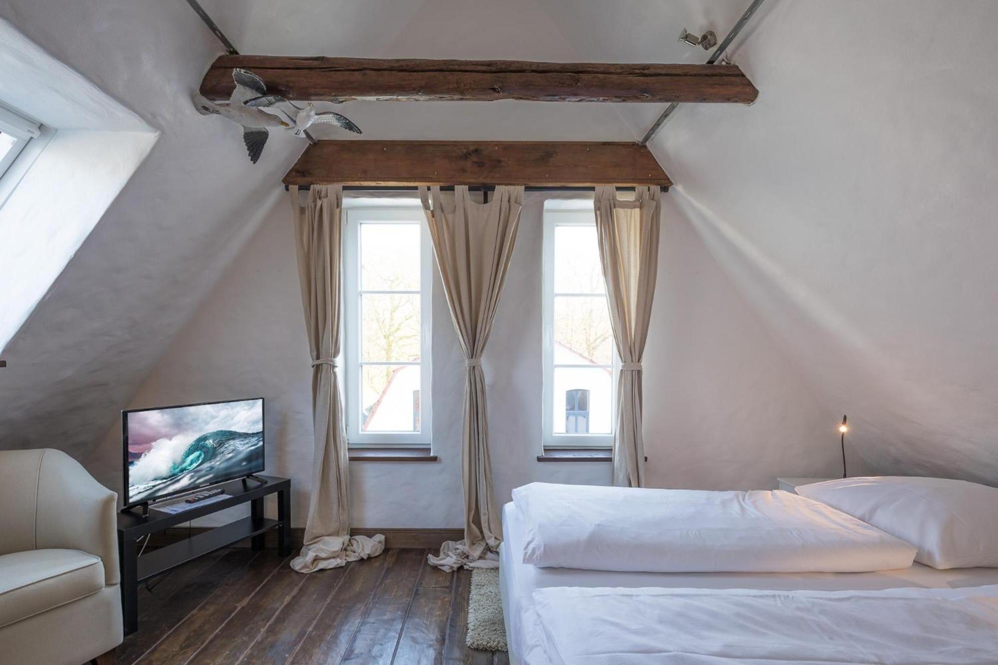 Lodge Am Oxenweg - Zimmer 5 胡苏姆 外观 照片